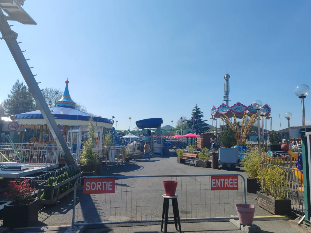 Visiter Loos Parc - Guide complet et avis Loos Parc - Parc d'attractions en France