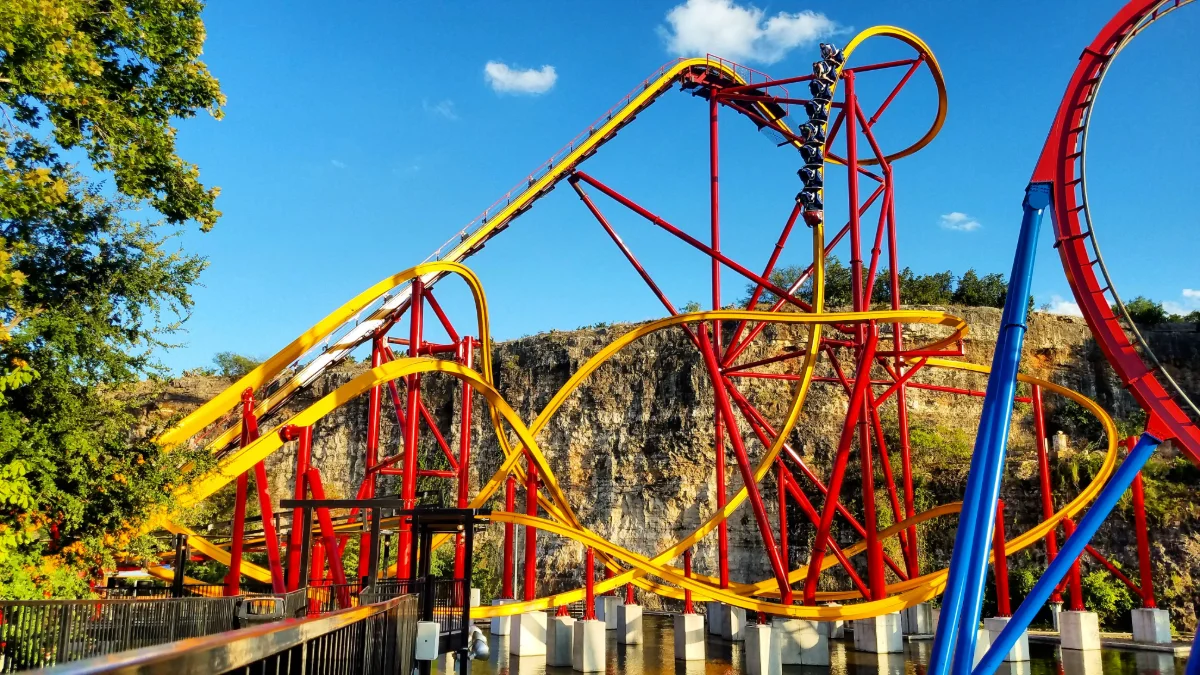 Visiter Six Flags Fiesta Texas - Guide complet et avis Six Flags Fiesta Texas - Parc d'attractions en États-Unis